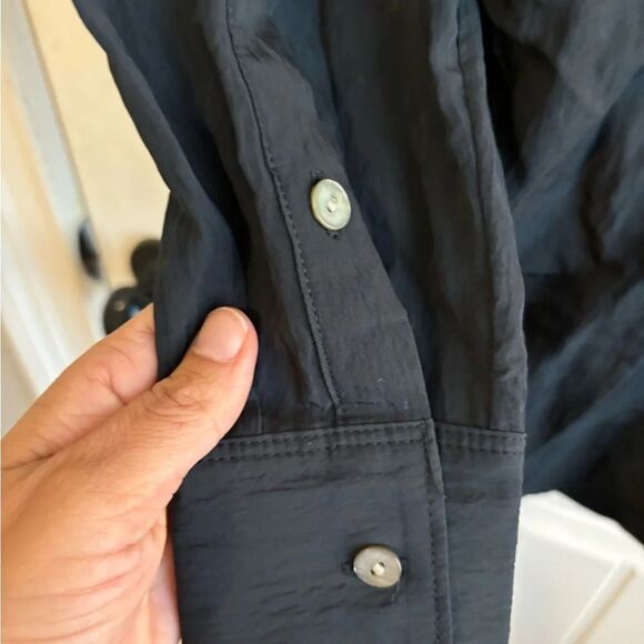 Madewell Black collared relaxed fit blouse size Medium in EUC! - Picture 10 of 12